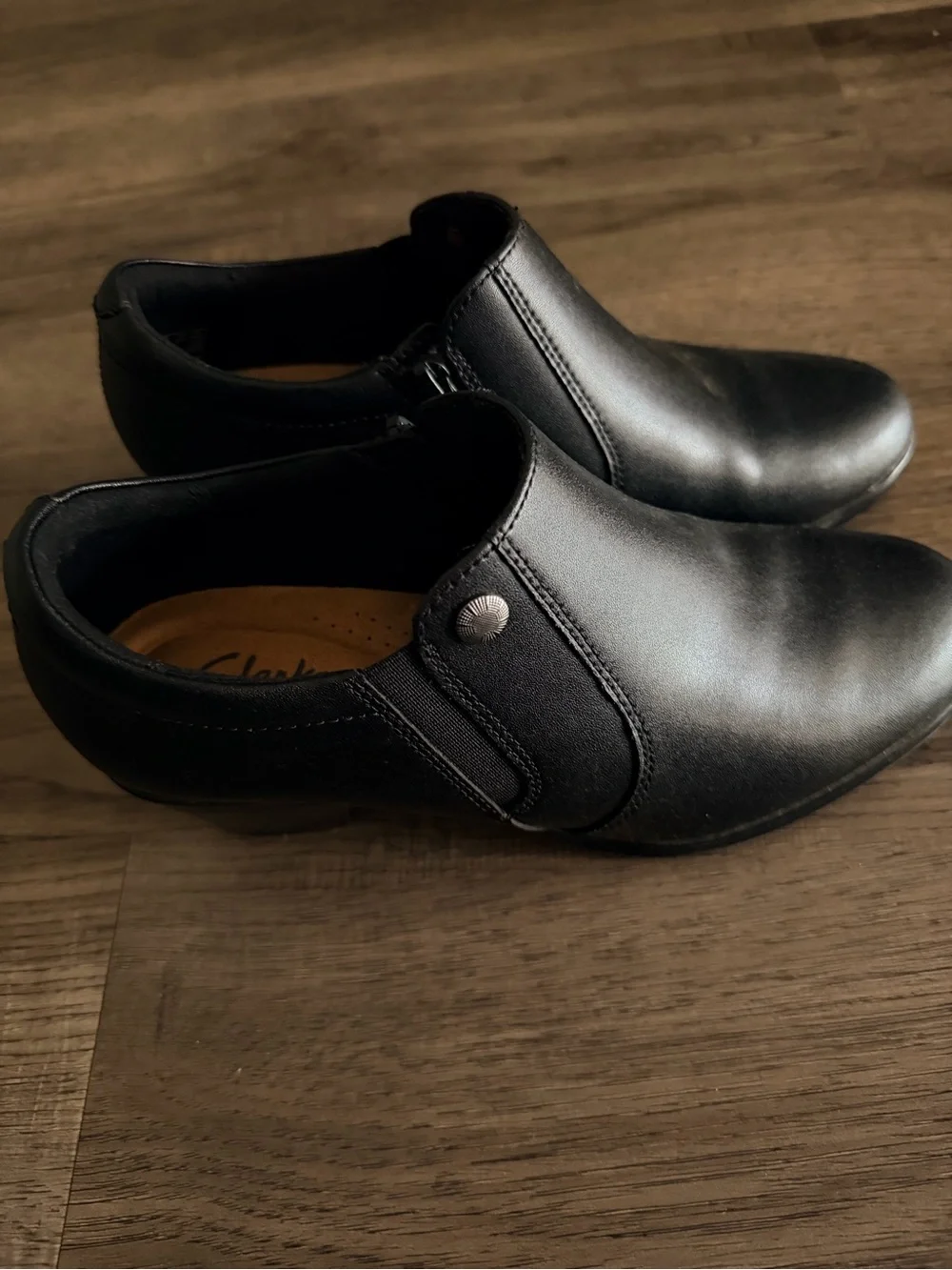 Clarks Collection Black Leather Ankle Booties Side Zip Block Heel
